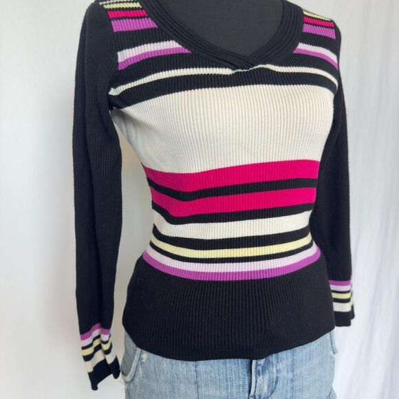 Vintage Striped Sweater \ Y2K 2000s Retro Pink and Black Striped Sweater - Picture 3 of 7